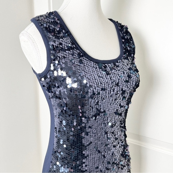 Ann Taylor Navy Sequin Top Sleeveless Glam Blouse, Small, Festival & Party Ready - Picture 5 of 11